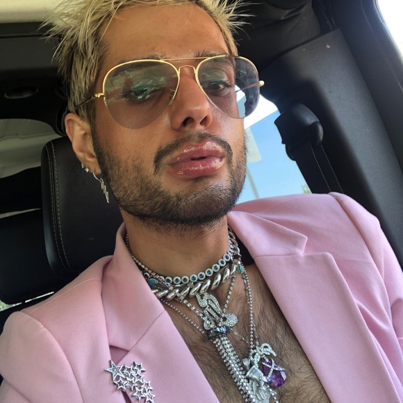 Meet your Posher, Sheraz - Picture 4 of 13